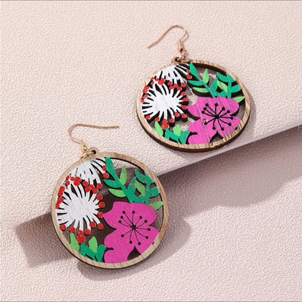 Flower wooden hoop earrings